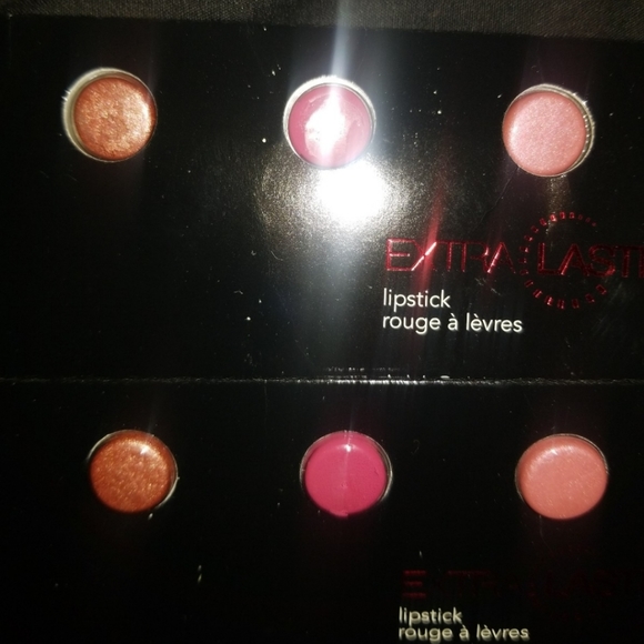 Extra lasting lipstick samples 18 - Picture 6 of 7